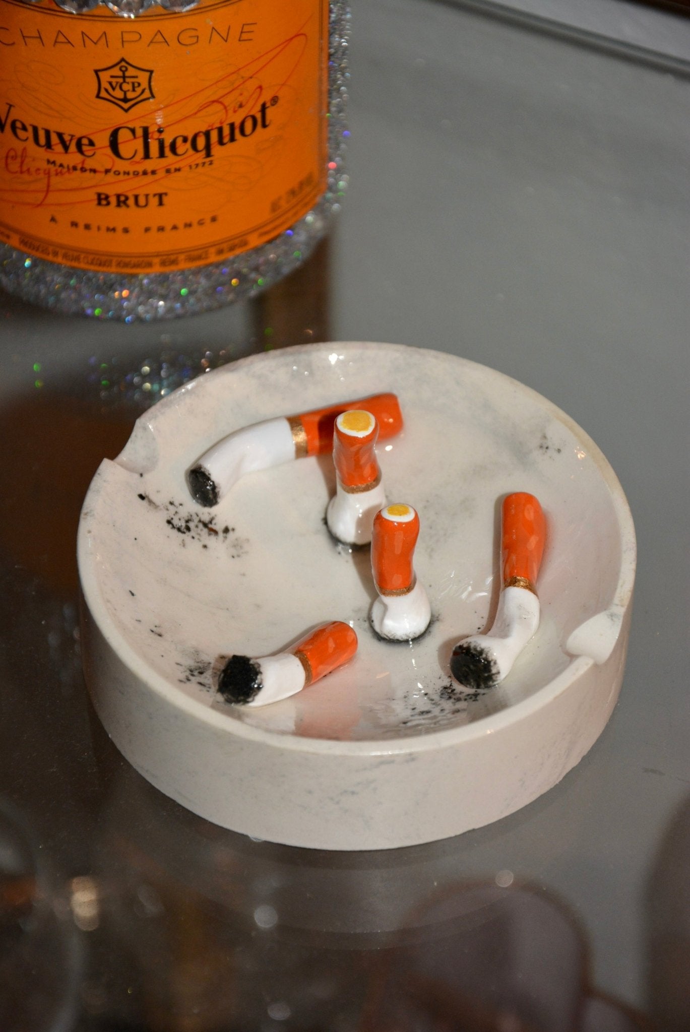 A SMOKY AFFAIR ASHTRAY - House of Savage