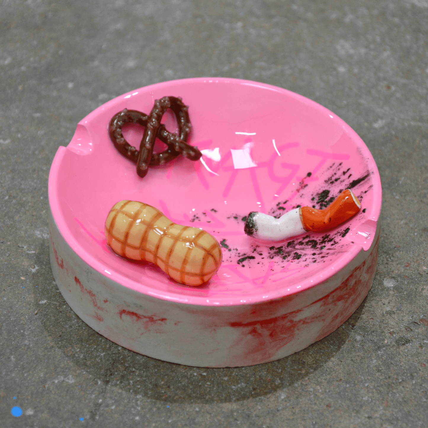 BAR SNACKS ASHTRAY - House of Savage