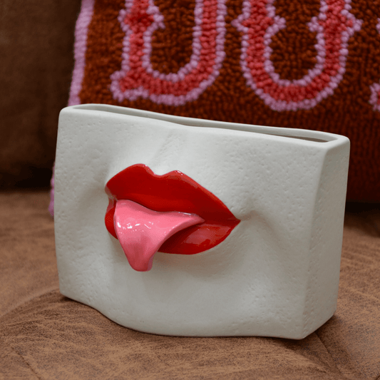 CERAMIC TONGUE - OUT VASE - House of Savage