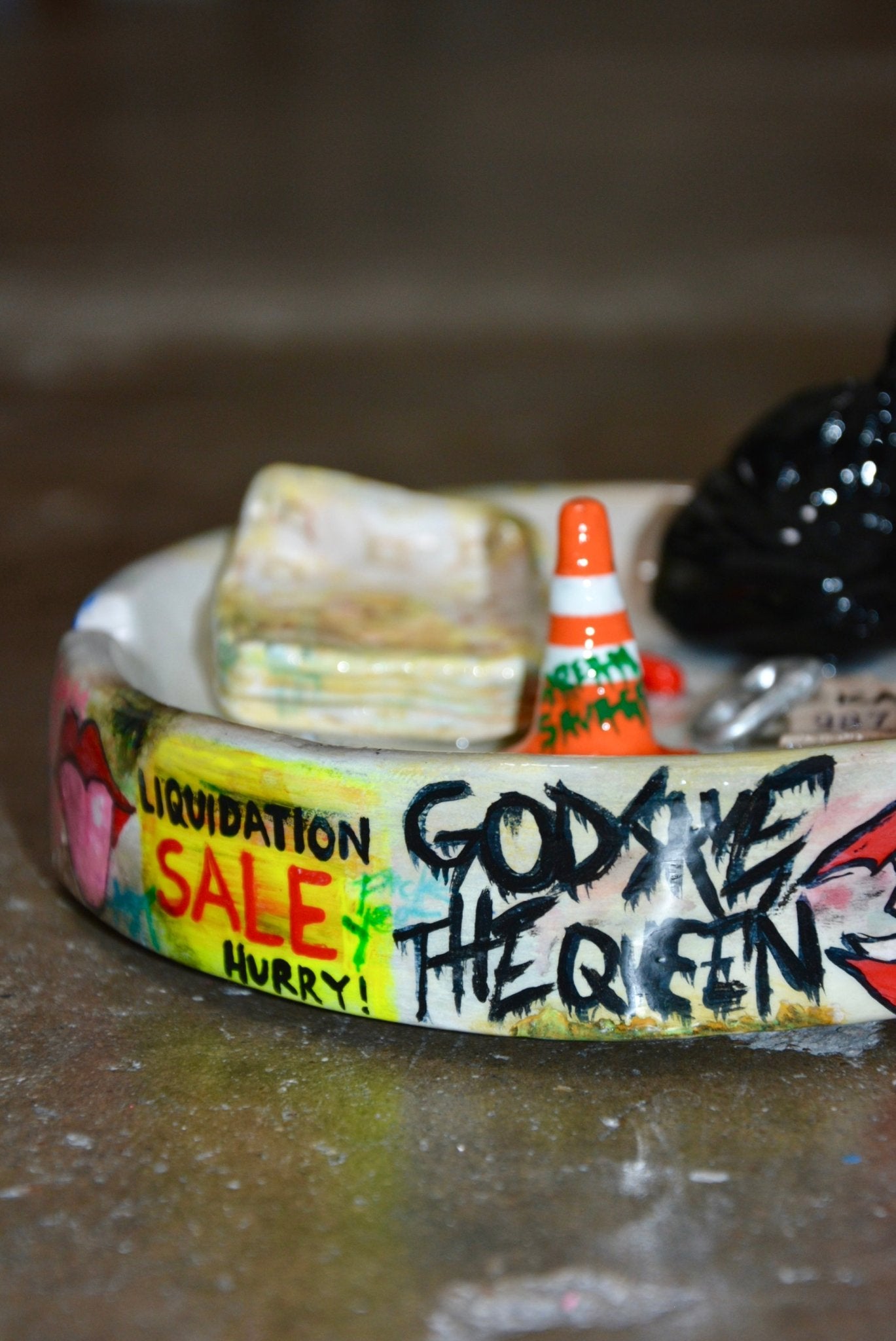 LOWER EAST SIDE ASHTRAY - House of Savage