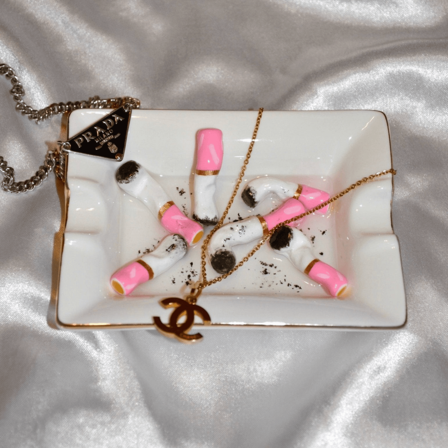 PINK PUFFS ASHTRAY - House of Savage