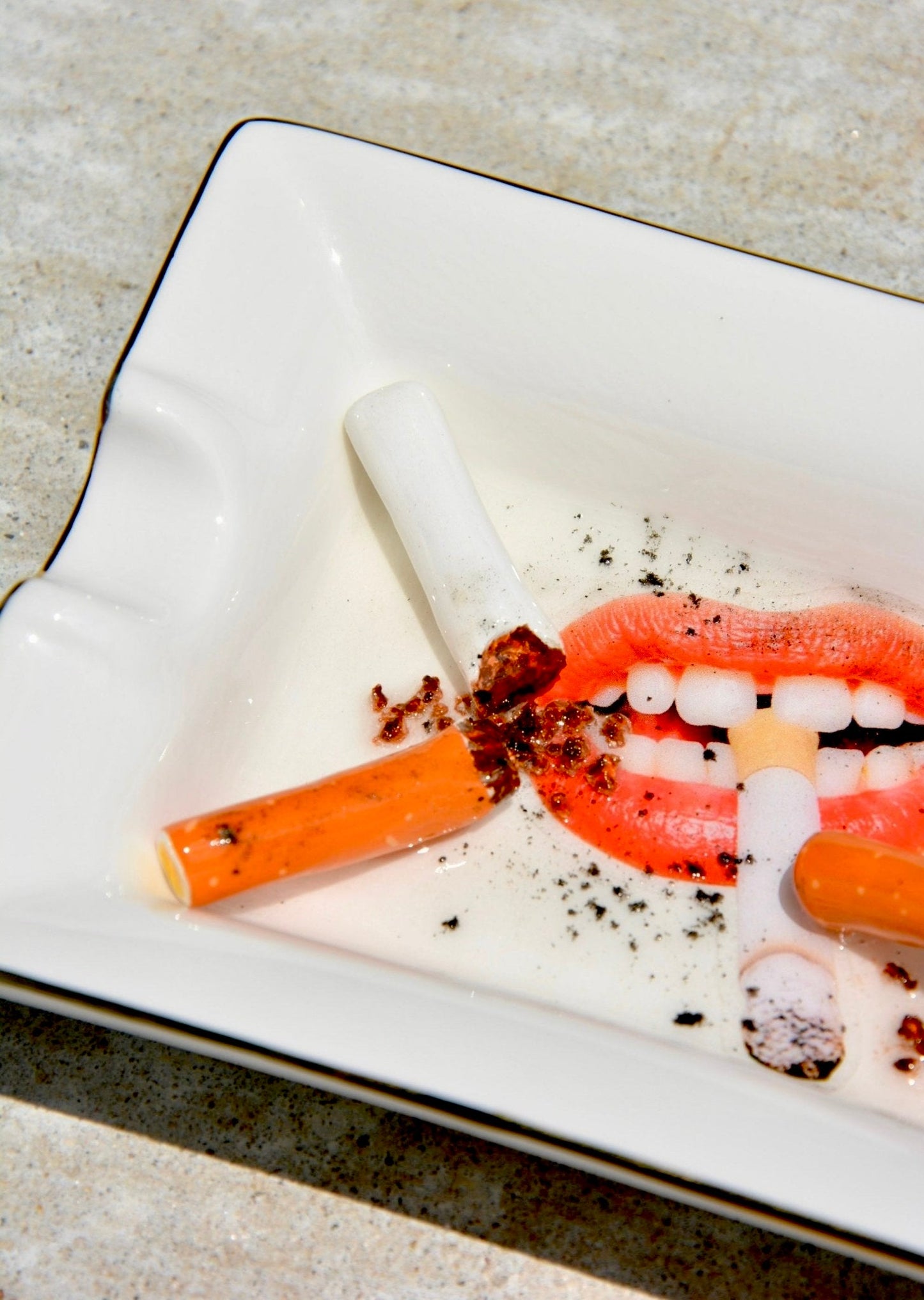 TRASHY CHIC ASHTRAY - House of Savage
