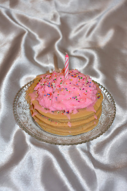 FUNFETTI STRAWBERRY MILK PANCAKE CANDLE