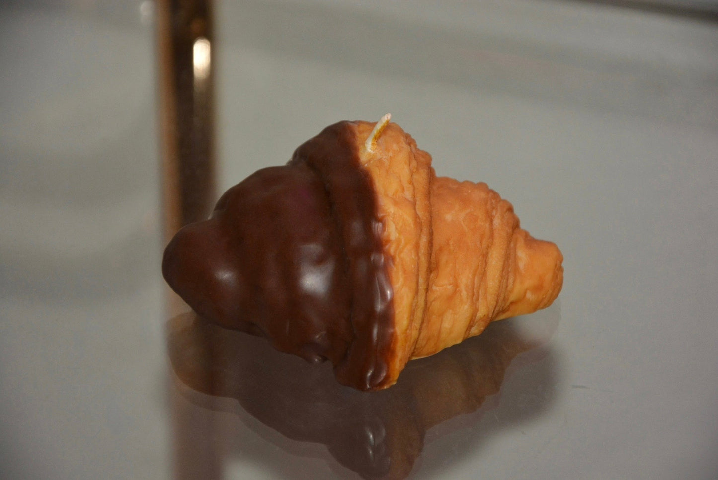 CHOCOLATE DIPPED CROISSANT CANDLE