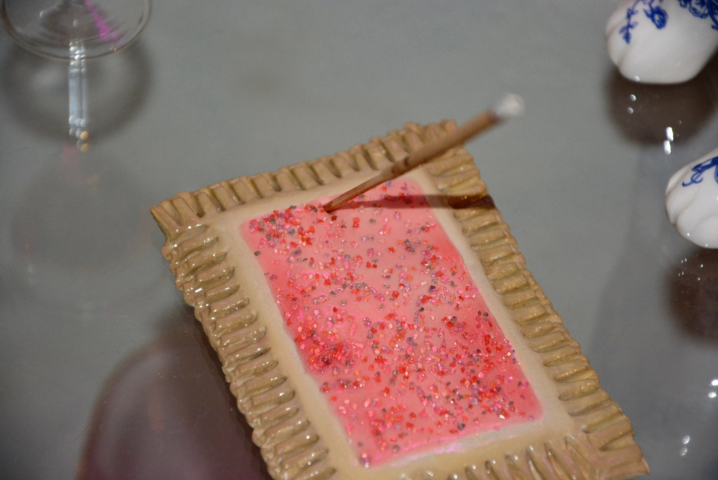 CERAMIC STRAWBERRY POP-TART INCENSE HOLDER