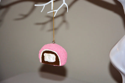 CERAMIC SNOBALL ORNAMENT