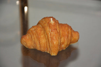 CROISSANT CANDLE