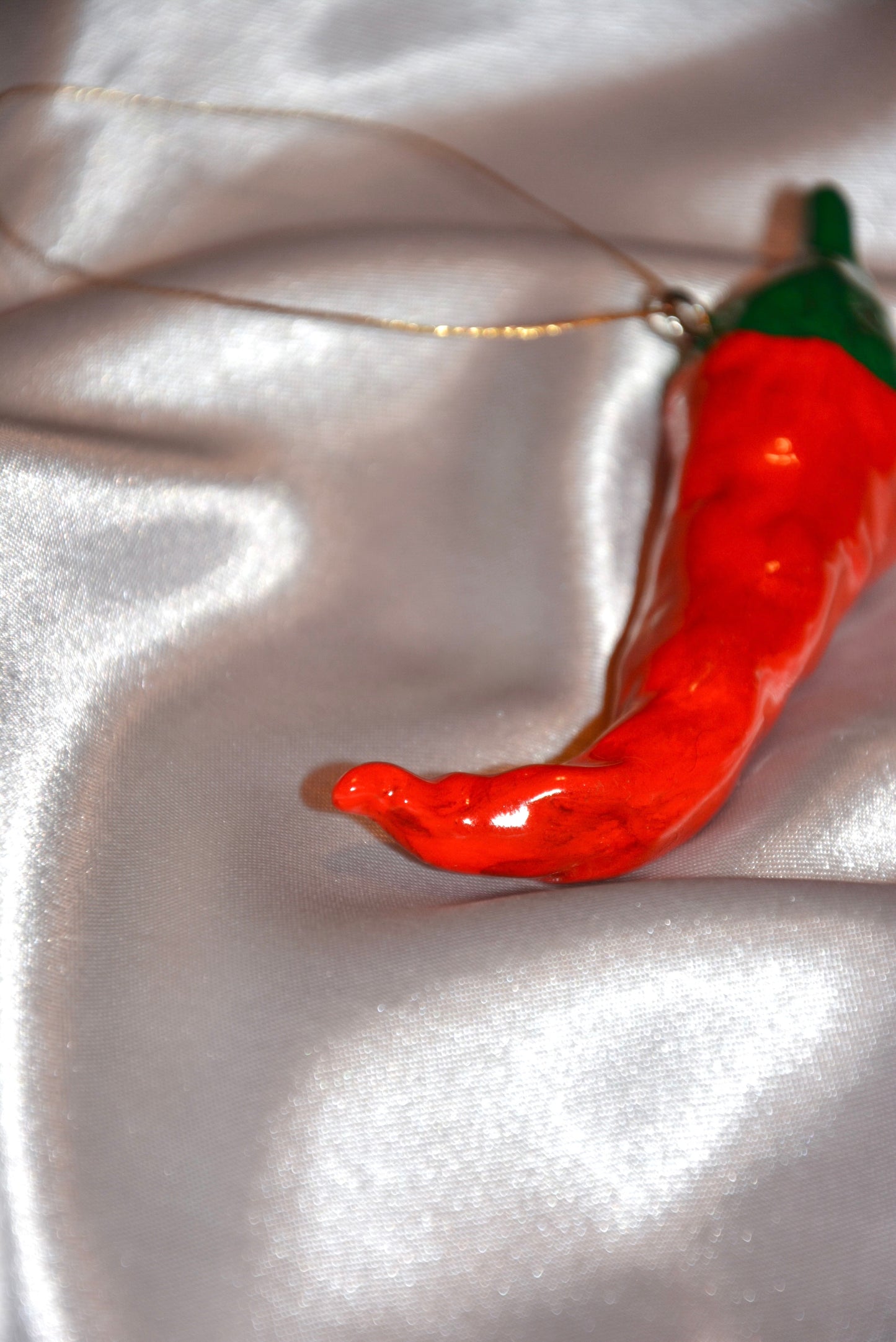 CERAMIC CHILI PEPPER ORNAMENT