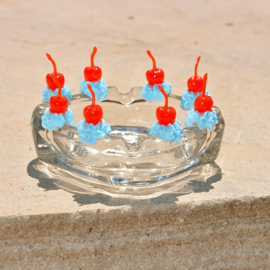 BLUE RAZZ ICING ASHTRAY - House of Savage