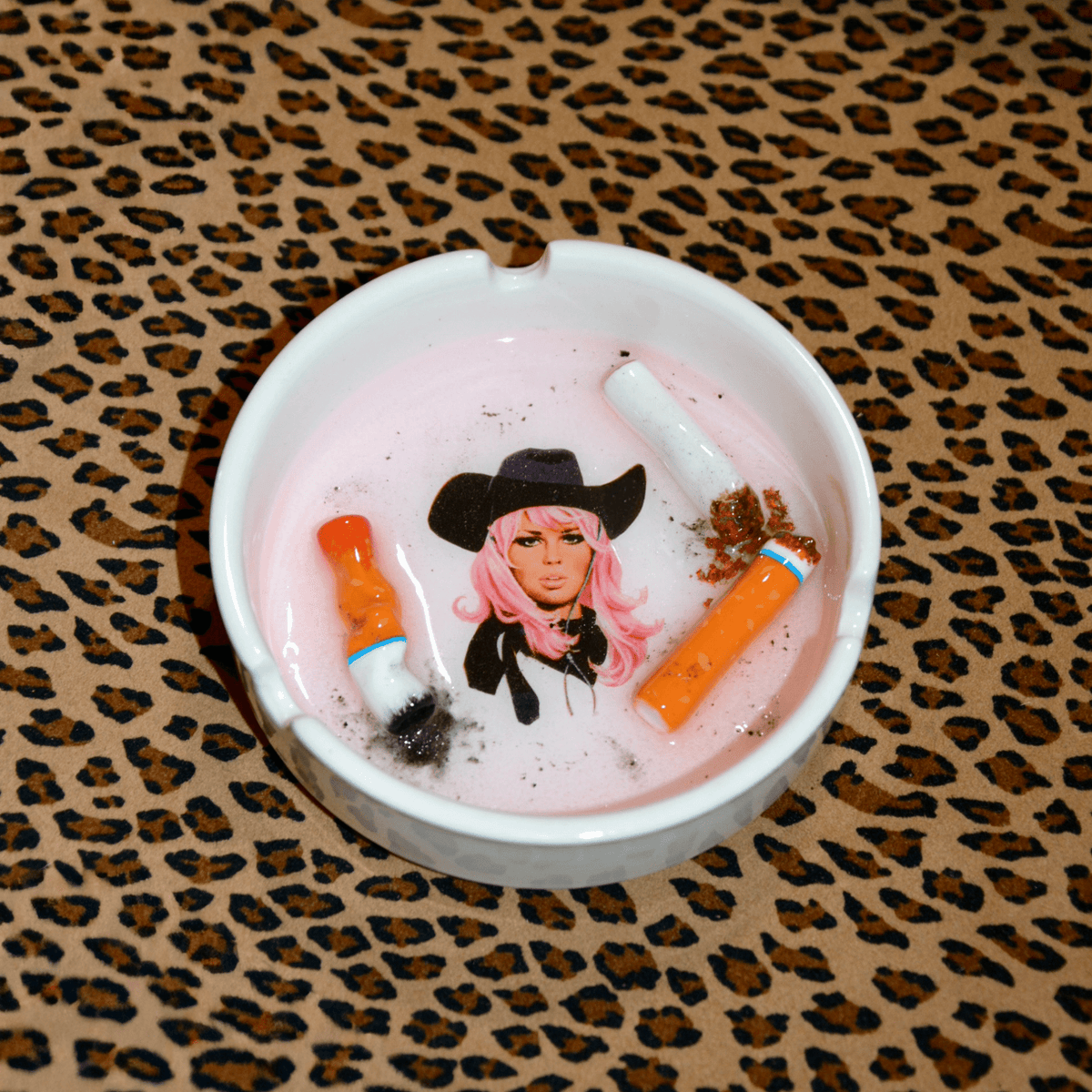 CAVIAR COWGIRL ASHTRAY V2 - House of Savage