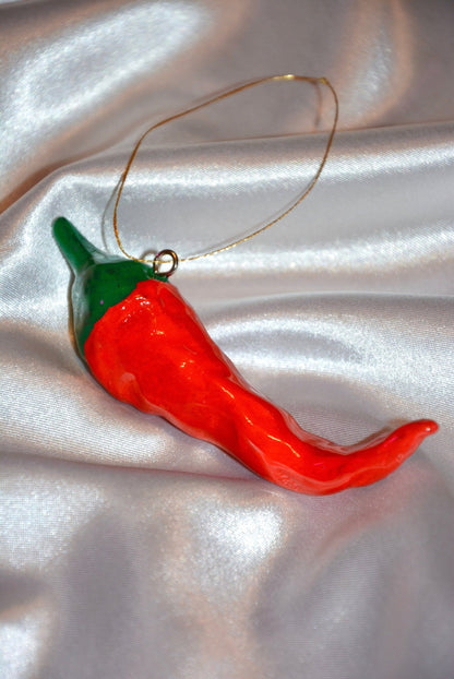 CERAMIC CHILI PEPPER ORNAMENT - House of Savage