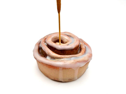 CERAMIC CINNAMON BUN INCENSE HOLDER - House of Savage