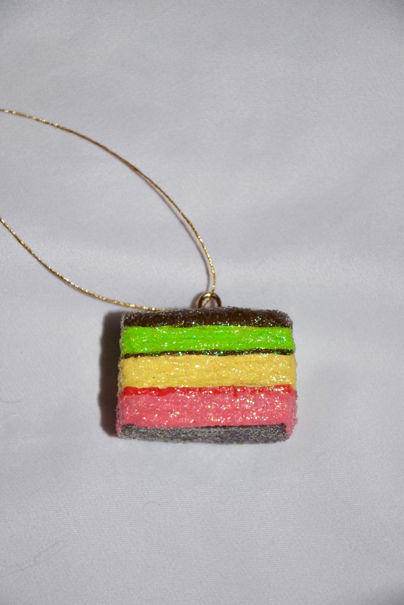 CERAMIC ITALIAN RAINBOW COOKIE ORNAMENT - House of Savage