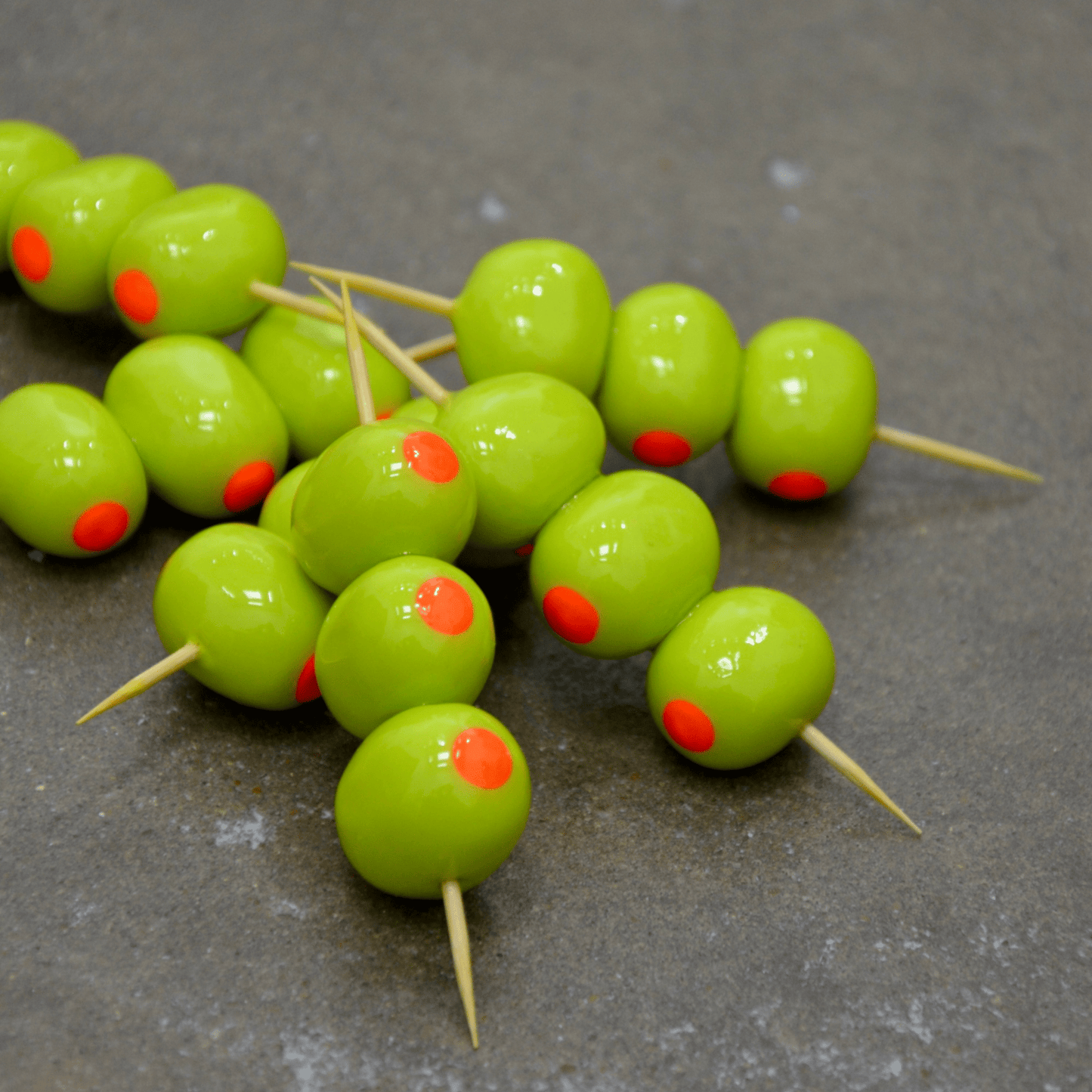 CERAMIC PIMENTO OLIVES - SET OF THREE - House of Savage