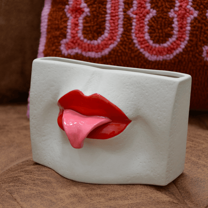 CERAMIC TONGUE - OUT VASE - House of Savage