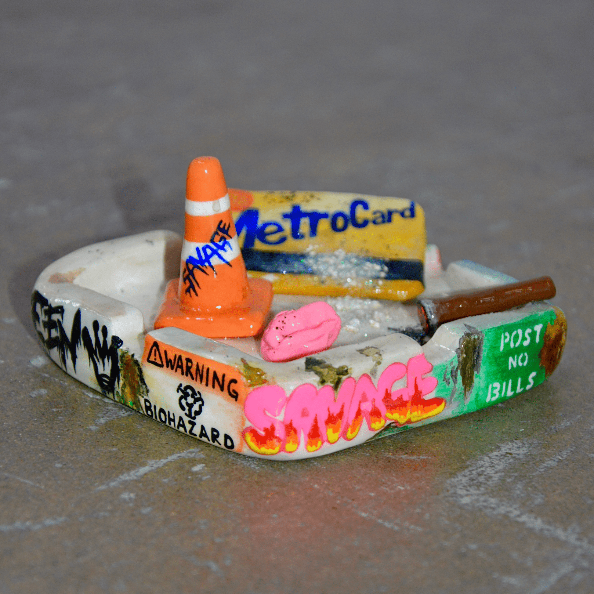 CONCRETE JUNGLE ASHTRAY - House of Savage