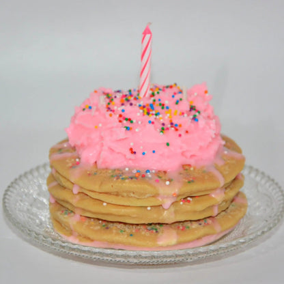 FUNFETTI STRAWBERRY MILK PANCAKE CANDLE - House of Savage