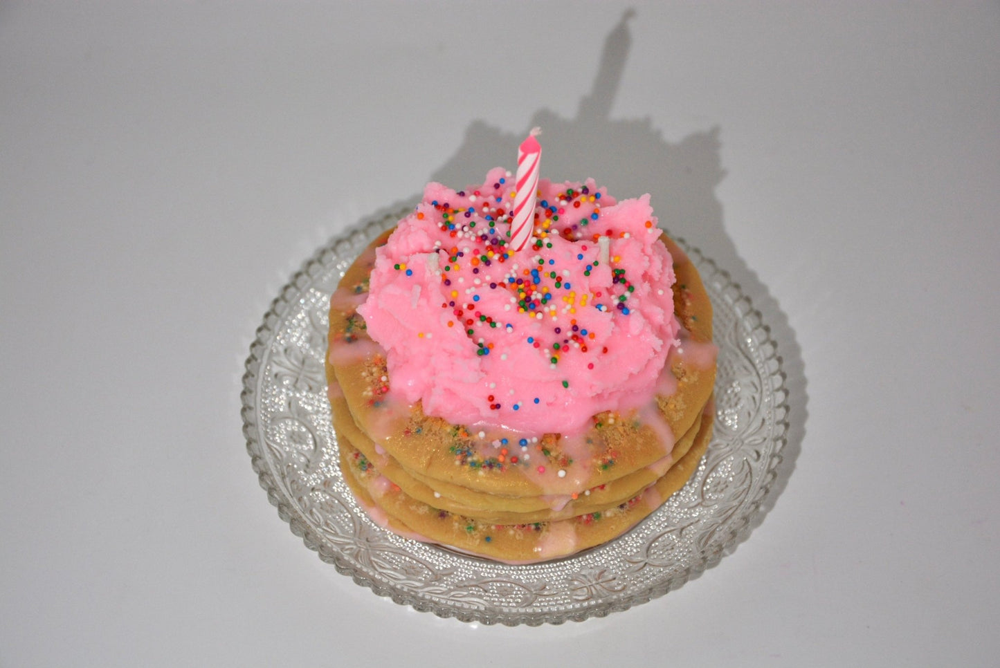 FUNFETTI STRAWBERRY MILK PANCAKE CANDLE - House of Savage