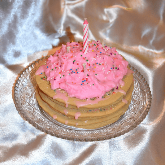 FUNFETTI STRAWBERRY MILK PANCAKE CANDLE - House of Savage