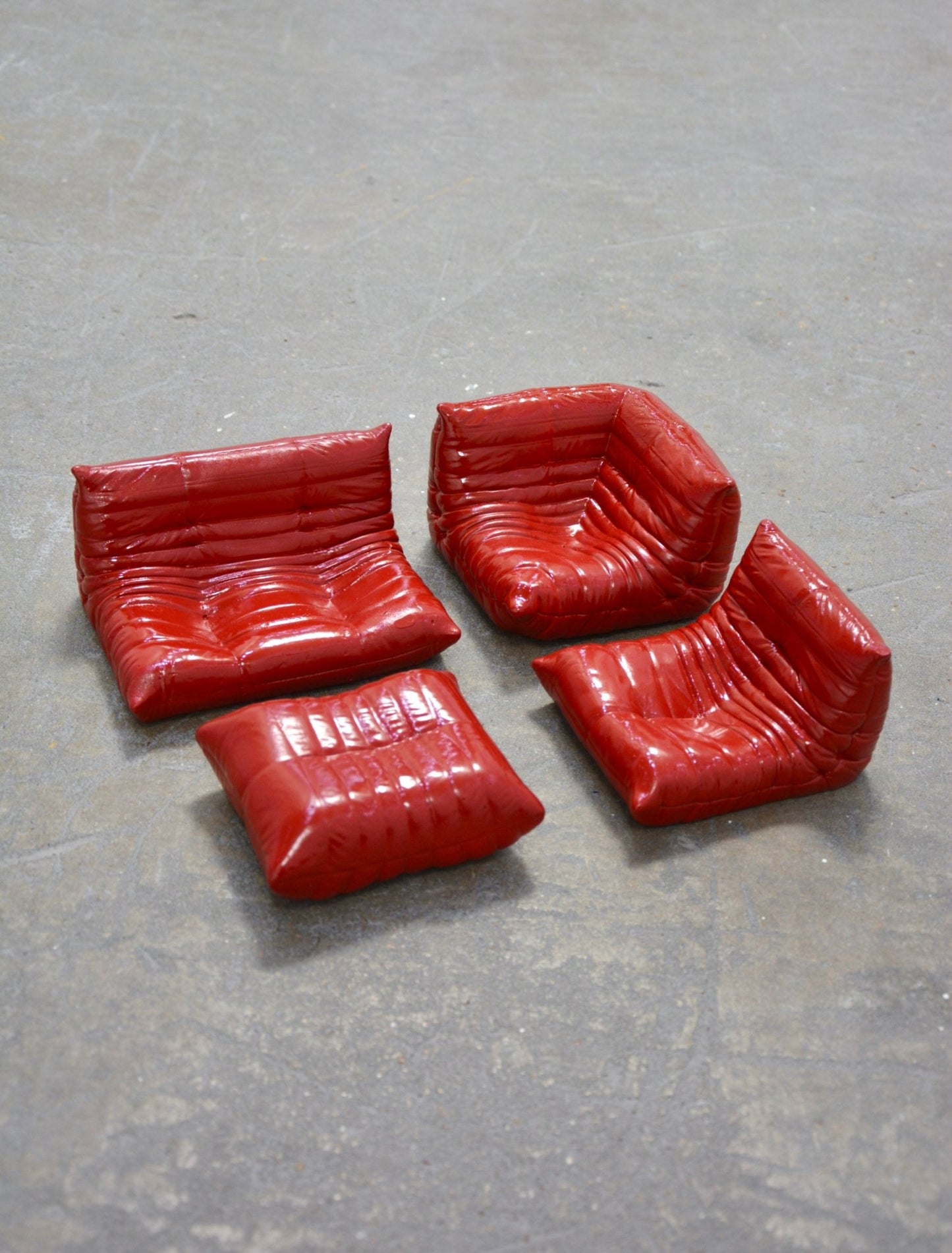 OXBLOOD MINI TOGO LOUNGE SET - House of Savage