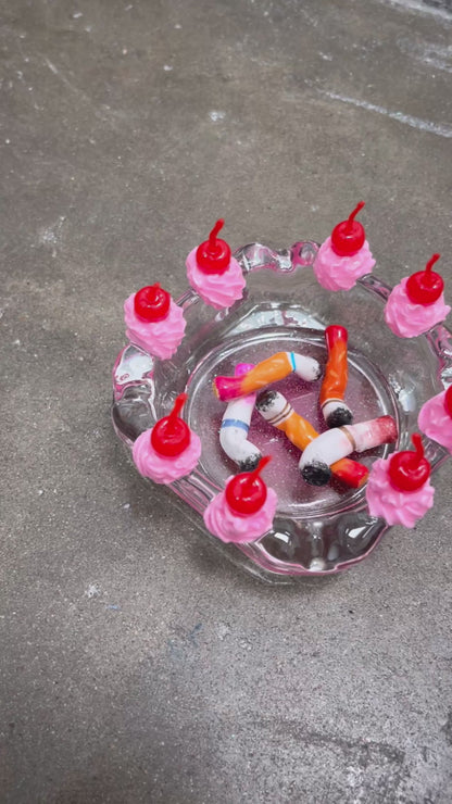 WILD CHERRY ICING ASHTRAY