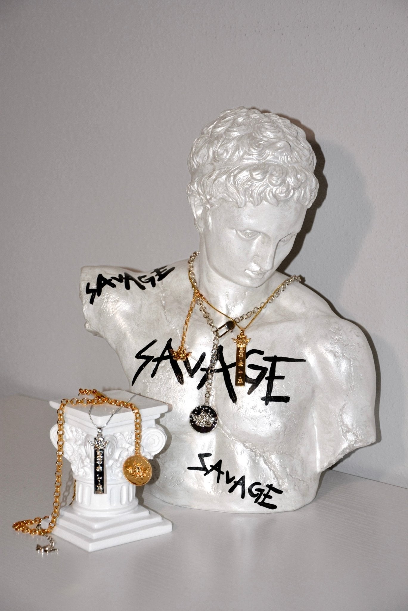 SAVAGE ROMAN BUST SCULPTURE - House of Savage