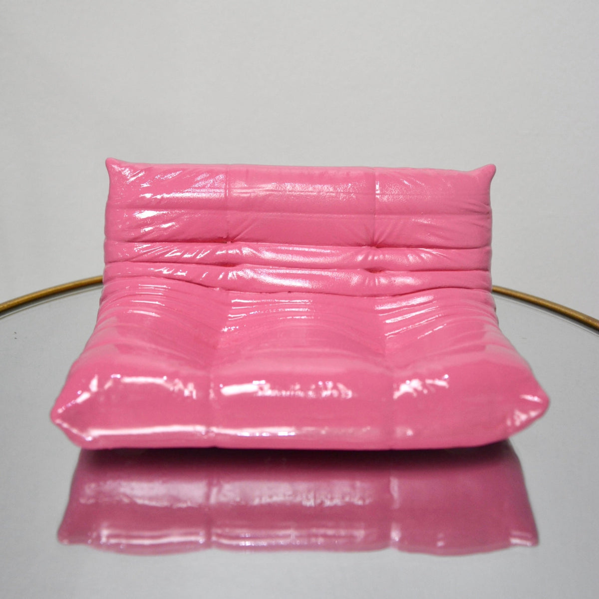 STRAWBERRY MILK TOGO LOVESEAT - House of Savage