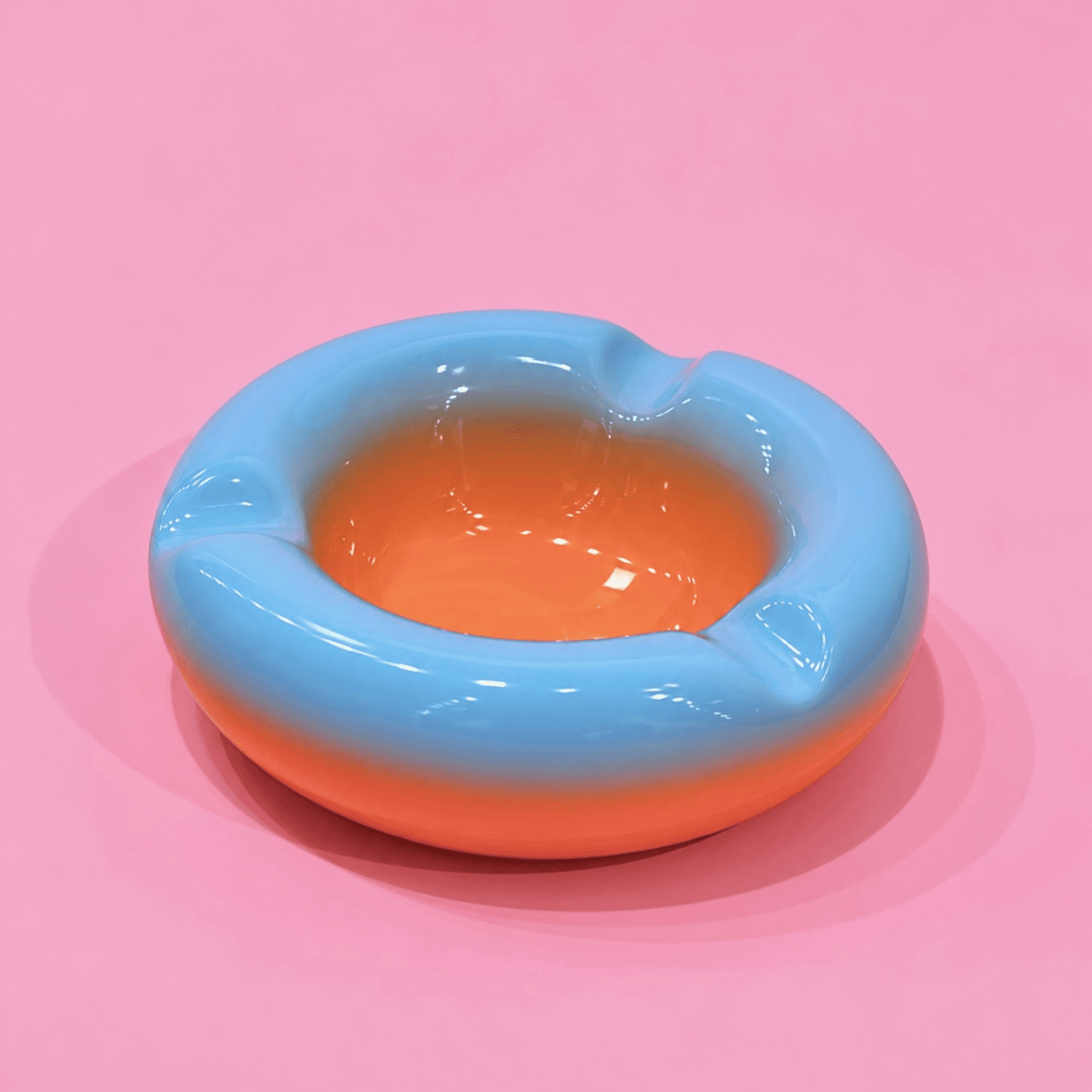 THE GLAZED DONUT ASHTRAY V1 - House of Savage