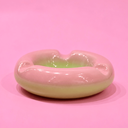 THE GLAZED DONUT ASHTRAY V2 - House of Savage