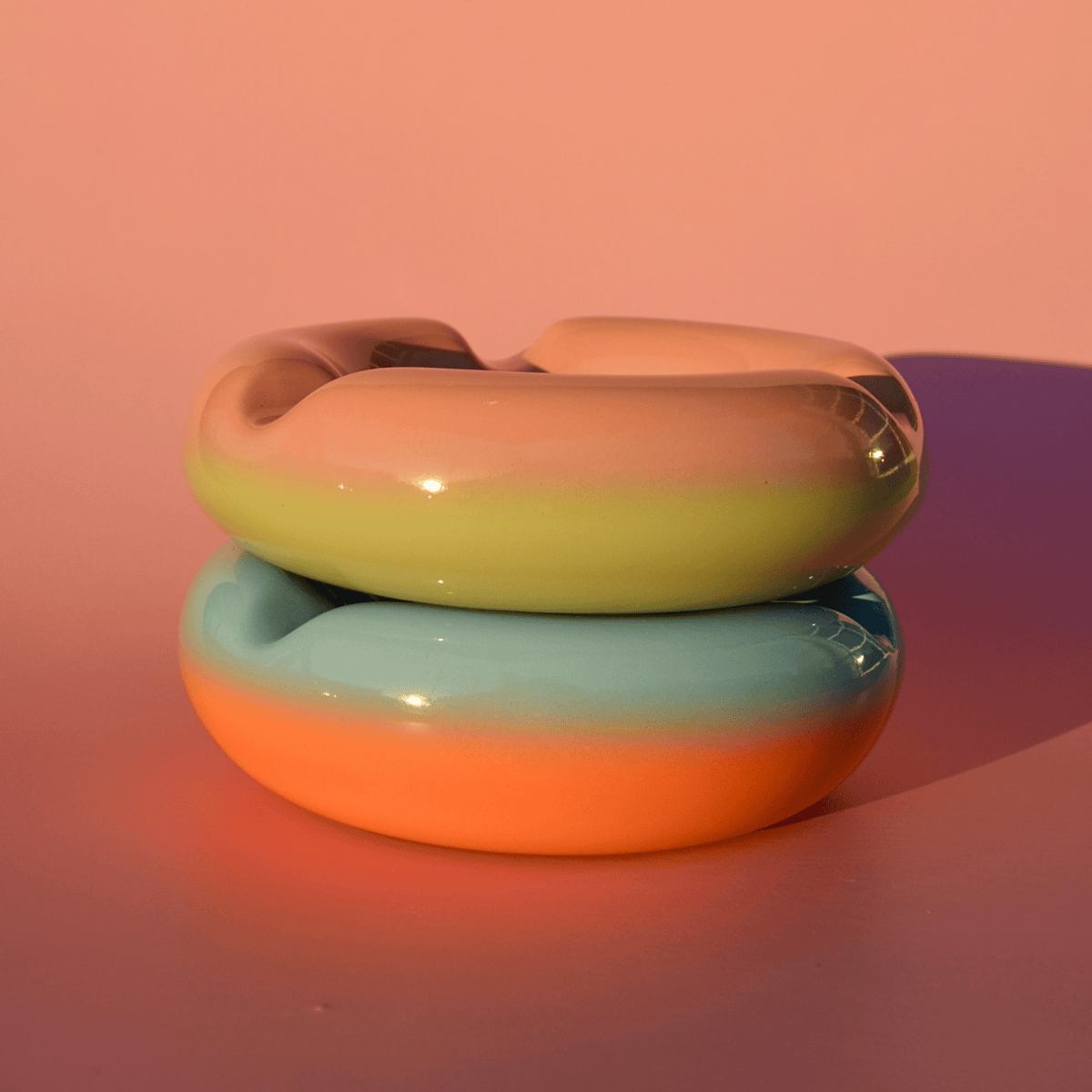 THE GLAZED DONUT ASHTRAY V2 - House of Savage