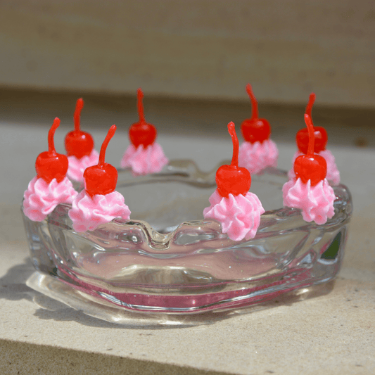 WILD CHERRY ICING ASHTRAY - House of Savage